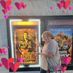 Meet your Posher, Clarissa